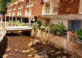 Quality Inn Creekside - Downtown Gatlinburg