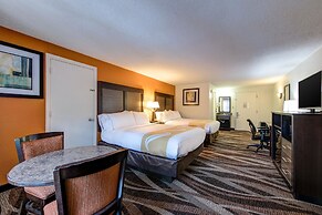 Quality Inn Creekside - Downtown Gatlinburg