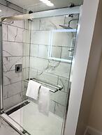 Quality Inn Creekside - Downtown Gatlinburg