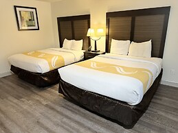 Quality Inn Creekside - Downtown Gatlinburg