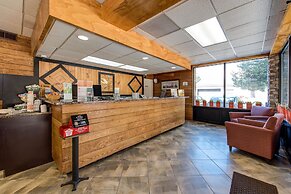 Quality Inn Creekside - Downtown Gatlinburg