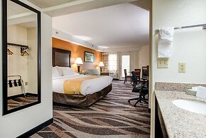 Quality Inn Creekside - Downtown Gatlinburg