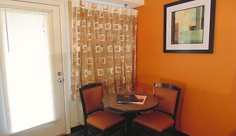 Quality Inn Creekside - Downtown Gatlinburg