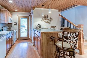 Quality Inn Creekside - Downtown Gatlinburg