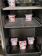 Days Inn by Wyndham Lake City I-10