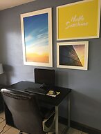 Days Inn by Wyndham Lake City I-10