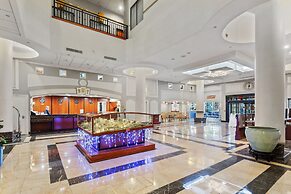 Wyndham Garden Hotel Baronne Plaza