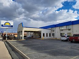 Days Inn by Wyndham Pocatello University Area
