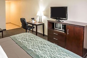 Econo Lodge Inn & Suites