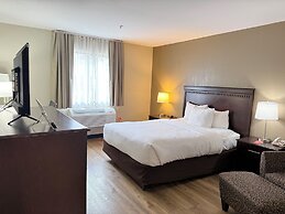 Econo Lodge Inn & Suites