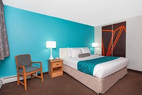 Howard Johnson by Wyndham Colorado Springs