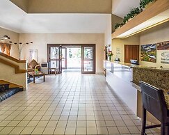 Econo Lodge Denver International Airport
