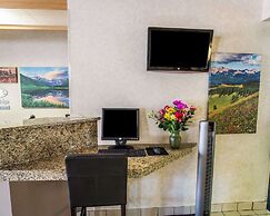 Econo Lodge Denver International Airport