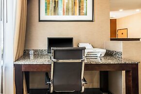 Quality Inn & Suites Salem near I-57