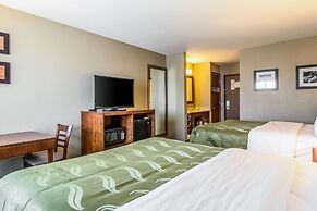 Quality Inn & Suites Salem near I-57