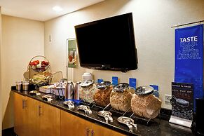 Hampton Inn Louisville-North/Clarksville