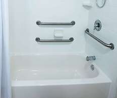 Hampton Inn Louisville-North/Clarksville