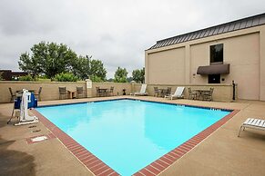 Quality Inn Holly Springs South