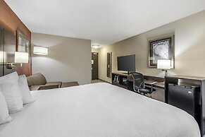 Best Western Plus Lee's Summit Hotel & Suites