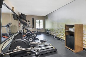 Best Western Plus Lee's Summit Hotel & Suites