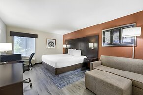 Best Western Plus Lee's Summit Hotel & Suites