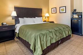 Quality Inn & Suites Lenexa Kansas City