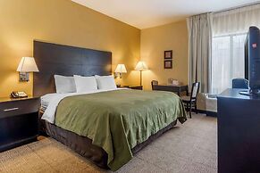 Quality Inn & Suites Lenexa Kansas City
