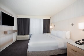 Crowne Plaza Kansas City Downtown by IHG