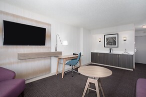 Crowne Plaza Kansas City Downtown by IHG