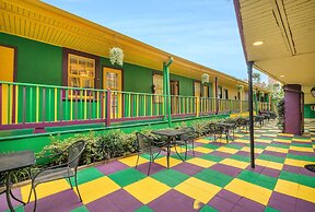 Historic Mardi Gras Inn