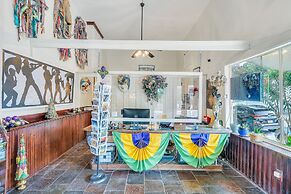 Historic Mardi Gras Inn