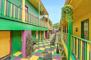 Historic Mardi Gras Inn