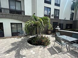 Red Roof PLUS+ Fort Myers