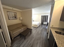 Red Roof PLUS+ Fort Myers