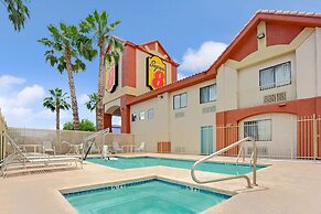 Super 8 by Wyndham Tucson/Grant Road Area AZ