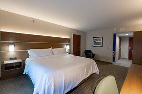 Holiday Inn Express And Suites Arlington North - Stadium Area by IHG