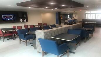 Holiday Inn Express And Suites Arlington North - Stadium Area by IHG