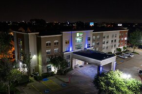 Holiday Inn Express And Suites Arlington North - Stadium Area by IHG