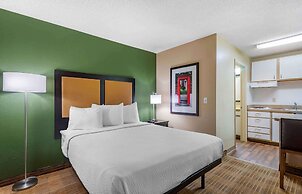 Extended Stay America Select Suites Tampa North Airport