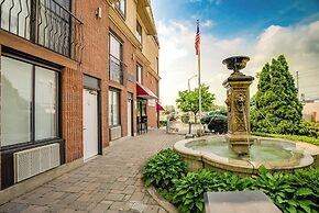 Monte Carlo Inn Toronto West Suites