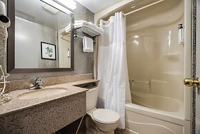 Monte Carlo Inn Toronto West Suites