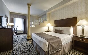 Monte Carlo Inn Oakville Suites