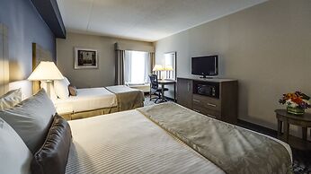 Monte Carlo Inn Oakville Suites