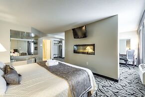 Monte Carlo Inn Oakville Suites