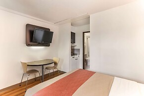 Motel 6 Lethbridge, AB