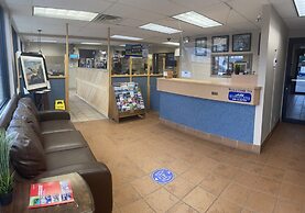 Petawawa River Inn and Suites