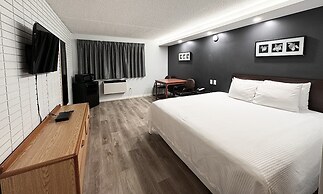 Travelodge by Wyndham Winnipeg Airport
