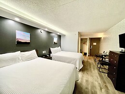 Travelodge by Wyndham Winnipeg Airport
