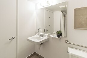 Hotel Saint-Laurent Montreal