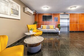 Hotel Saint-Laurent Montreal